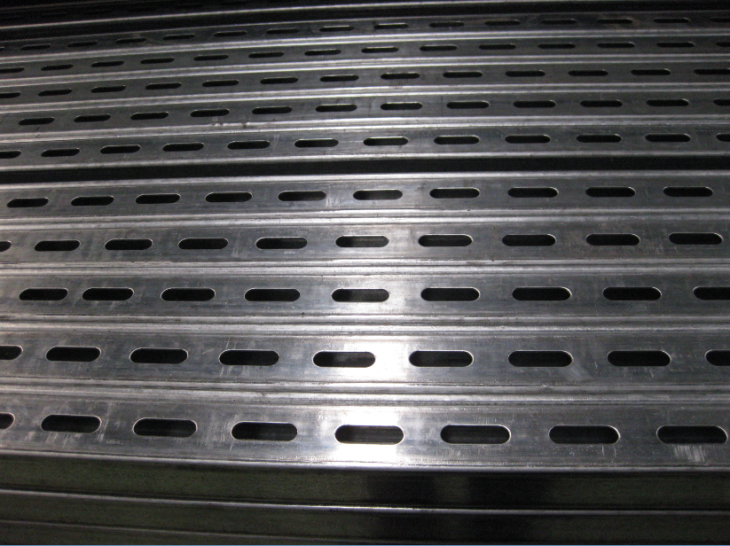 STRUT CHANNEL SLOTTED